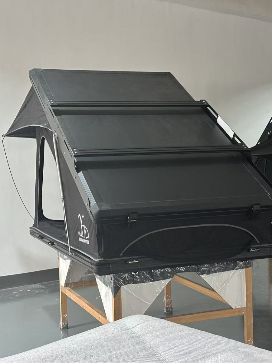 Yanghandi personalizado alfombra alta aleación de aluminio triángulo techo tienda de techo plegable automática SUV para la tienda de carretera