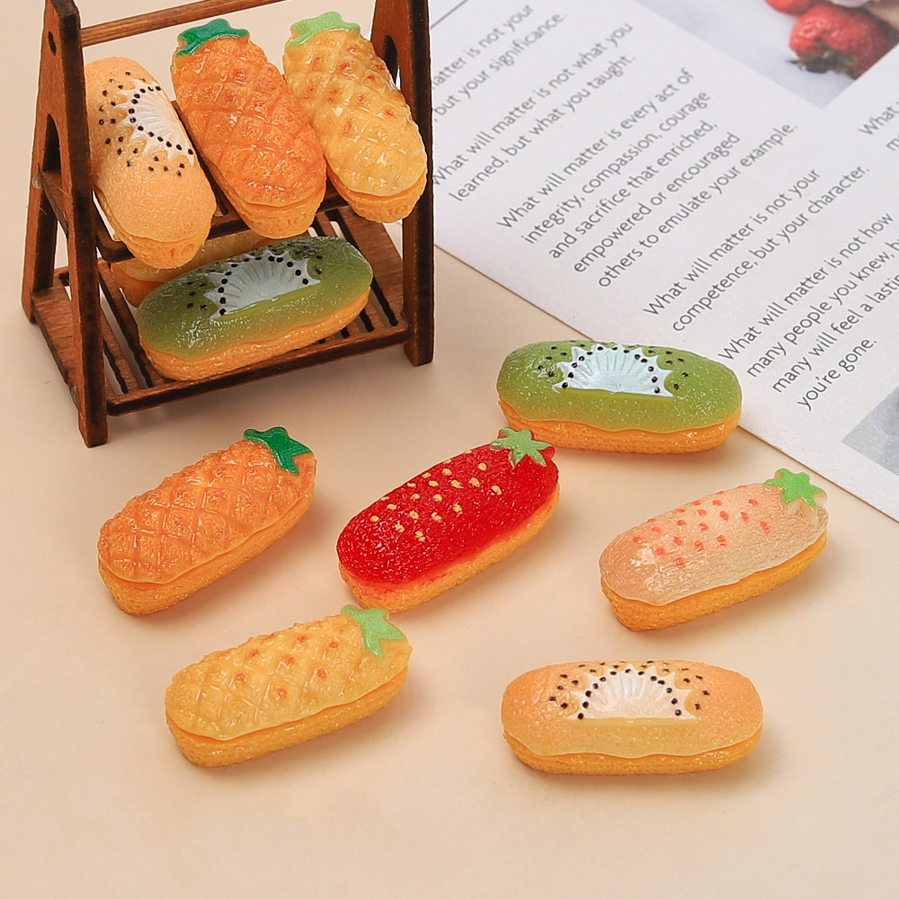 仿真草莓水果面包手工diy饰品配件奶油胶树脂小配件洞洞鞋扣材料