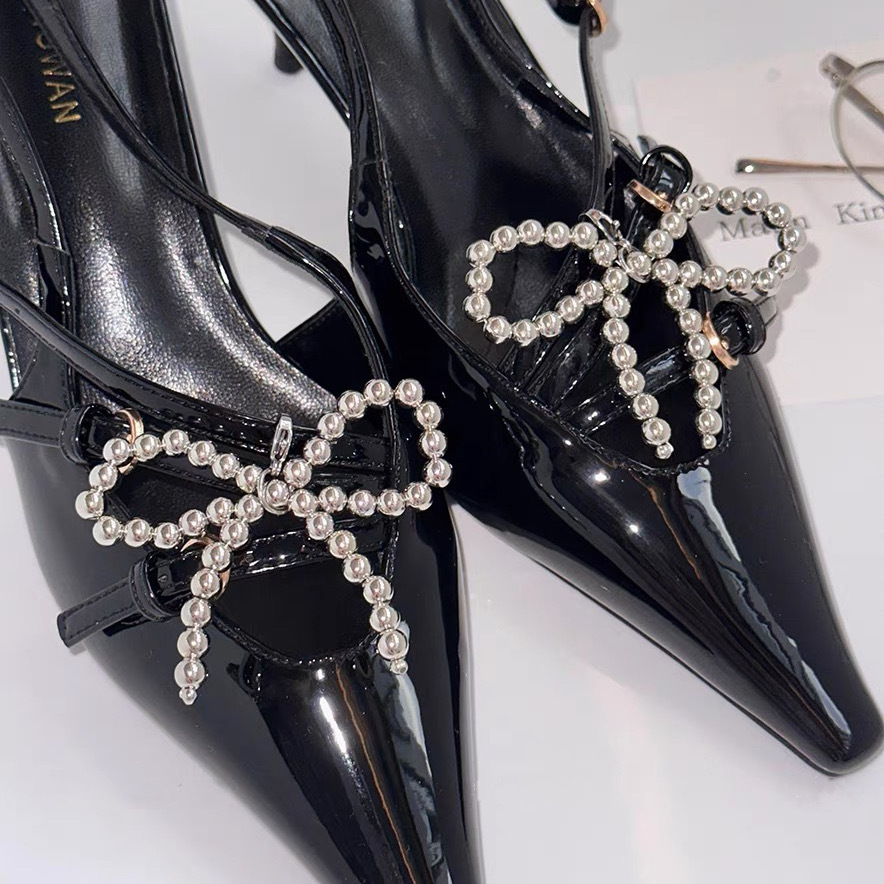 Artículo original de moda de verano arco perla botón de zapato colgante de cuentas zapatos zapatos adornamiento floral