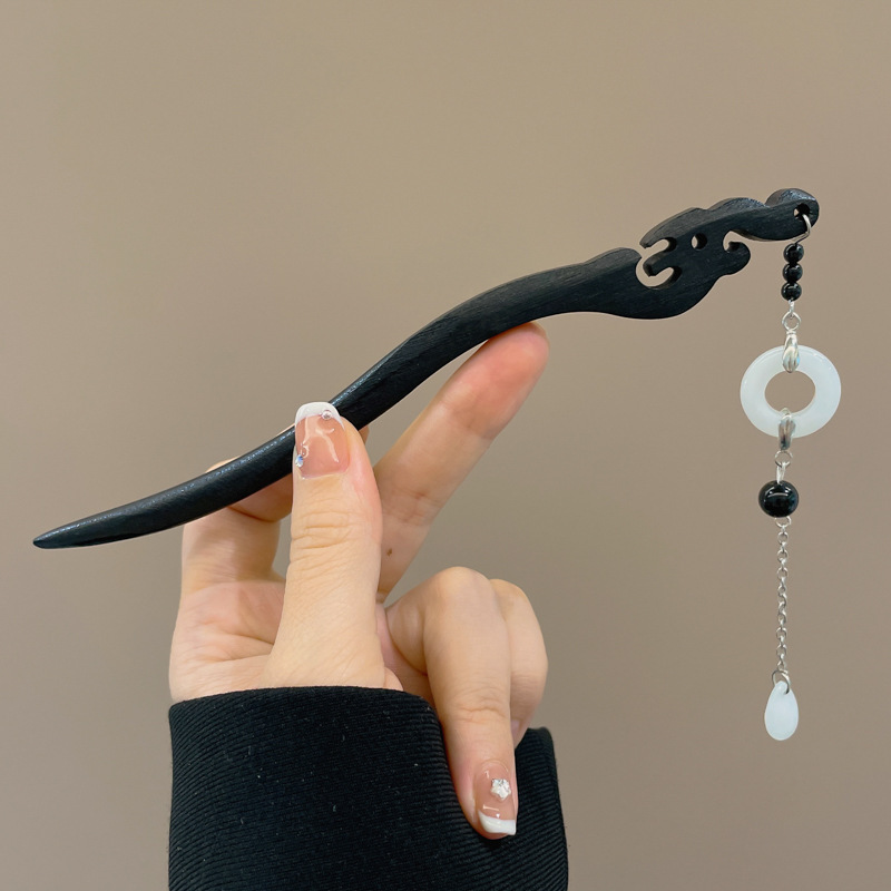 Horquilla estilo antiguo sentido de alta gama Horquilla de borla de sándalo chino Hanfu Traje antiguo Tapa para el cabello Suministro al por mayor Mujeres calientes