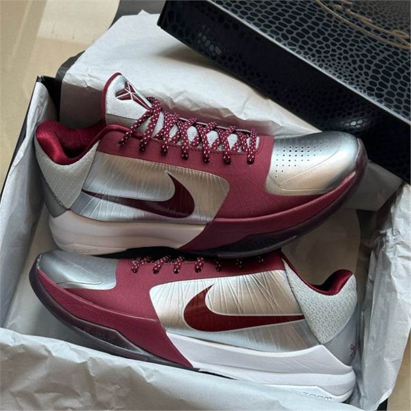 Real Carbon Kobe 5 Wine Red Kobe 5Th Generation Bruce Lee Basketball Shoes Real Carbon Shock-Absorbing Men's and Women's Sports Shoes