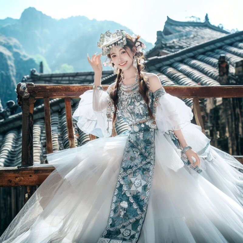 新款民族苗族服装旅拍爆款服饰少女写真苗疆少数民族套装摄影发货|undefined