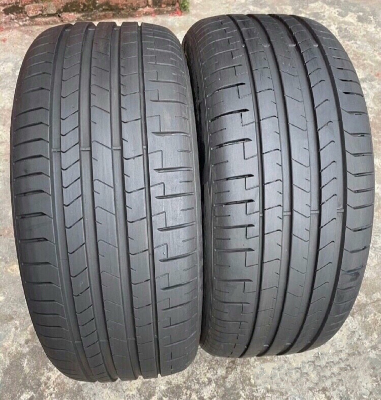 二手倍耐力轮胎 235/50R19 PZ4 99Y mo1奔驰GLB220原厂轮胎