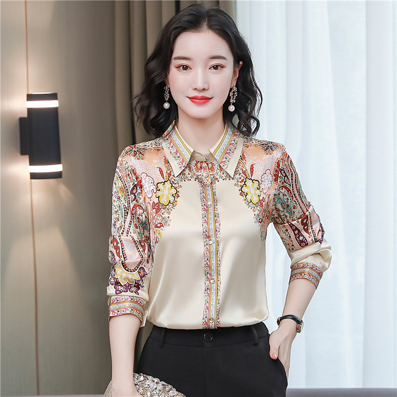 Elegant silk spring fashionable shirt
