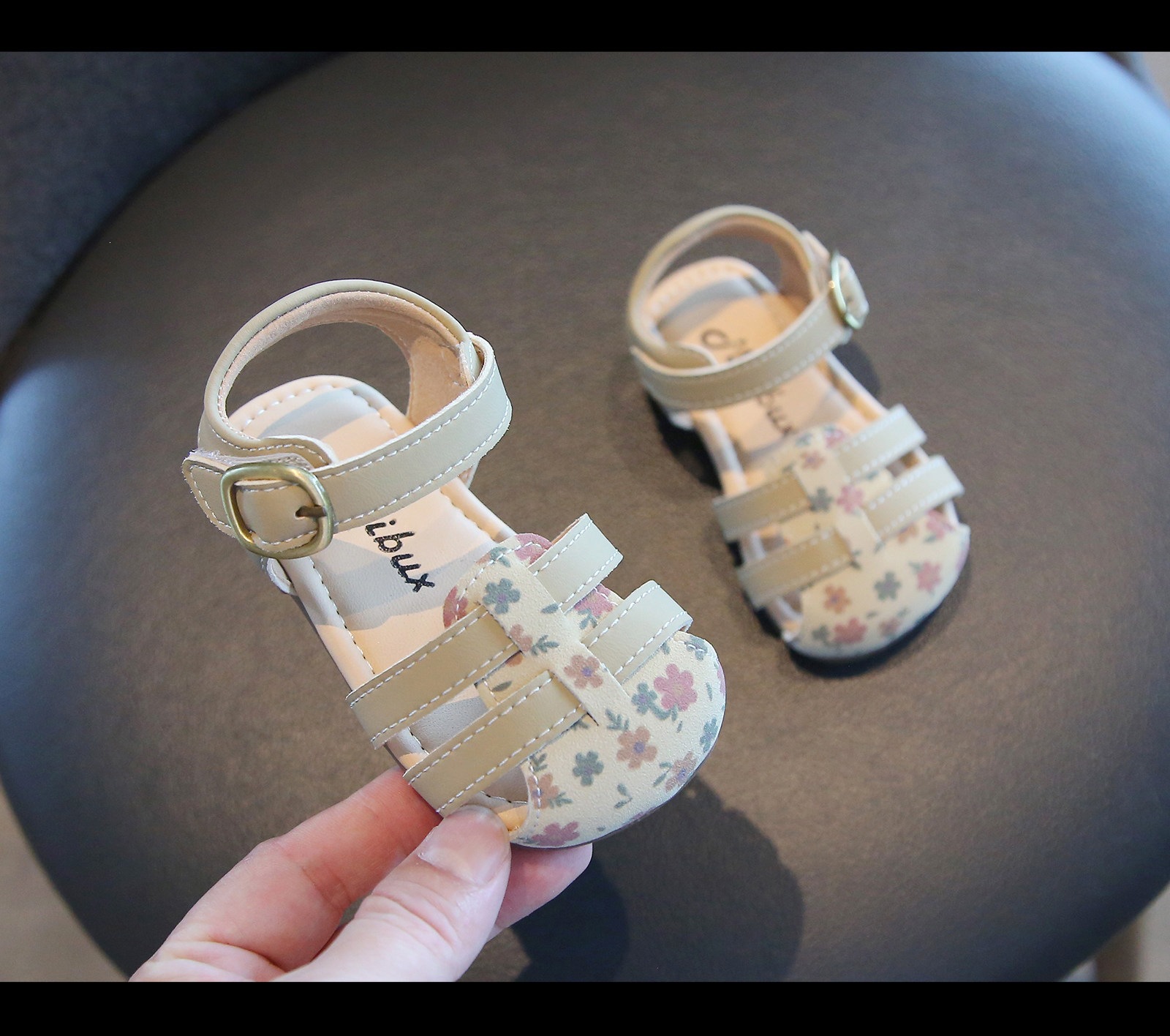 Sandales à fleurs pour bébé fille avec semelle souple_voghion.com