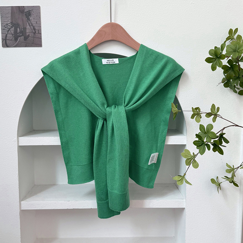 Chal de punto para mujer, versión coreana de primavera y verano, nuevo chal de lana de color sólido de alta gama con cuello falso para habitaciones con aire acondicionado.