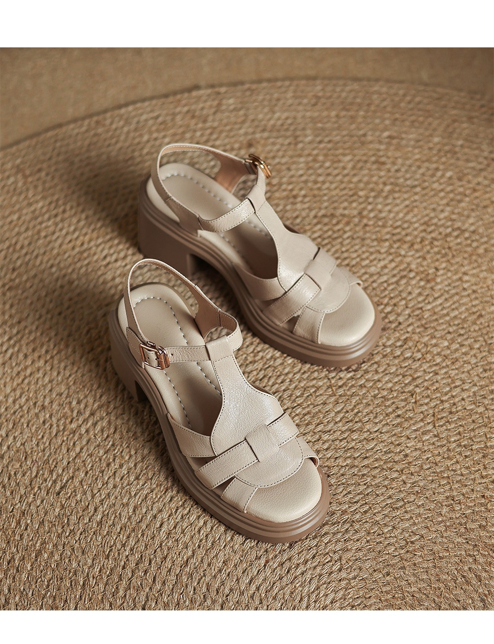 Sandal nữ mũi vuông hở mũi da cừu gót vuông cao 9 cm quai chữ T kiểu La Mã — đen chi tiết 15
