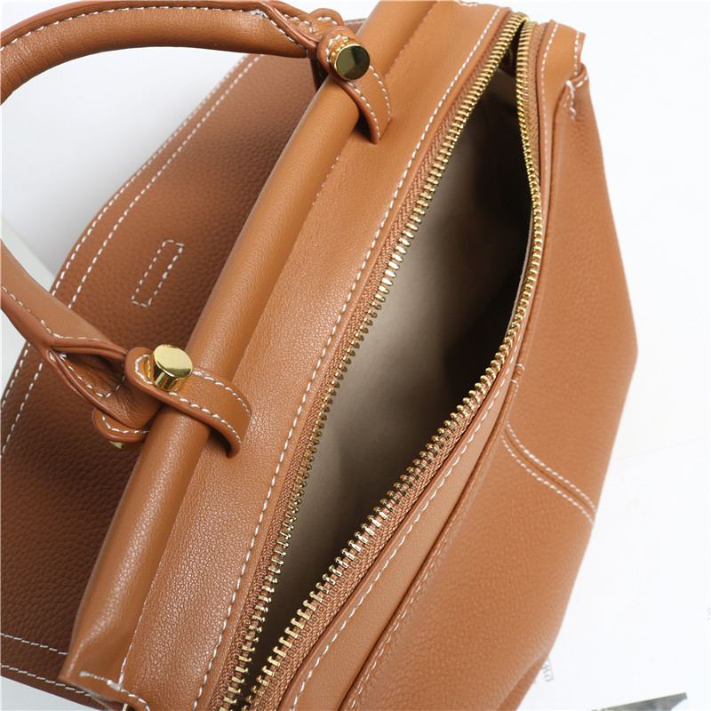 Title 7, Womens Head Layer Cowhide AB Face Commuting Cr...