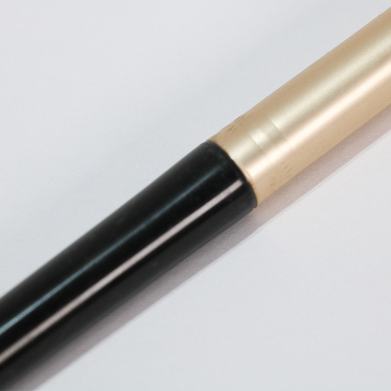 ����ֱ������ʯ�ֹ�ƴ�ӻ�ױˢɢ��ˢ�˶���ԭ����ױ��Ʒ