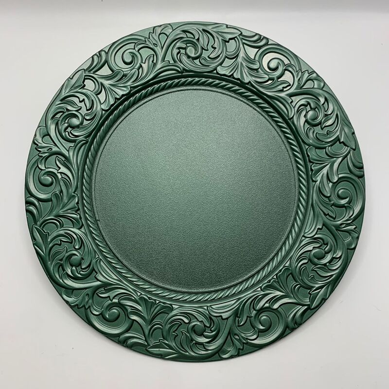 Western food plate wedding color can be set wedding hotel party metal spray paint decorative plastic plate chargerplate Western food plate wedding color can be set wedding hotel party metal spray paint decorative plastic plate chargerplate