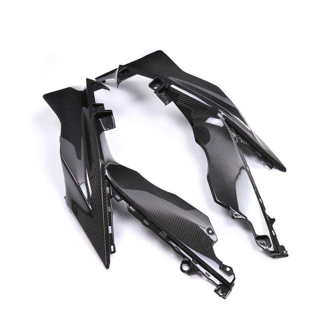 Suitable for new YAMAHA YAMAHA R3 front large side plate carbon fiber shell motorcycle modification accessories