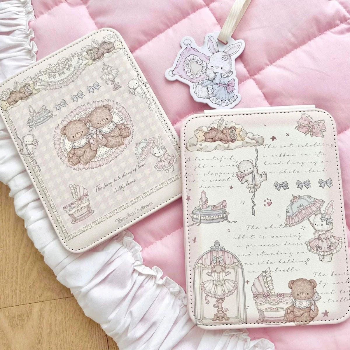 Foldable Table Handheld Mirror, Thickened Cute Bear Doll Design, Sizes Small & Big