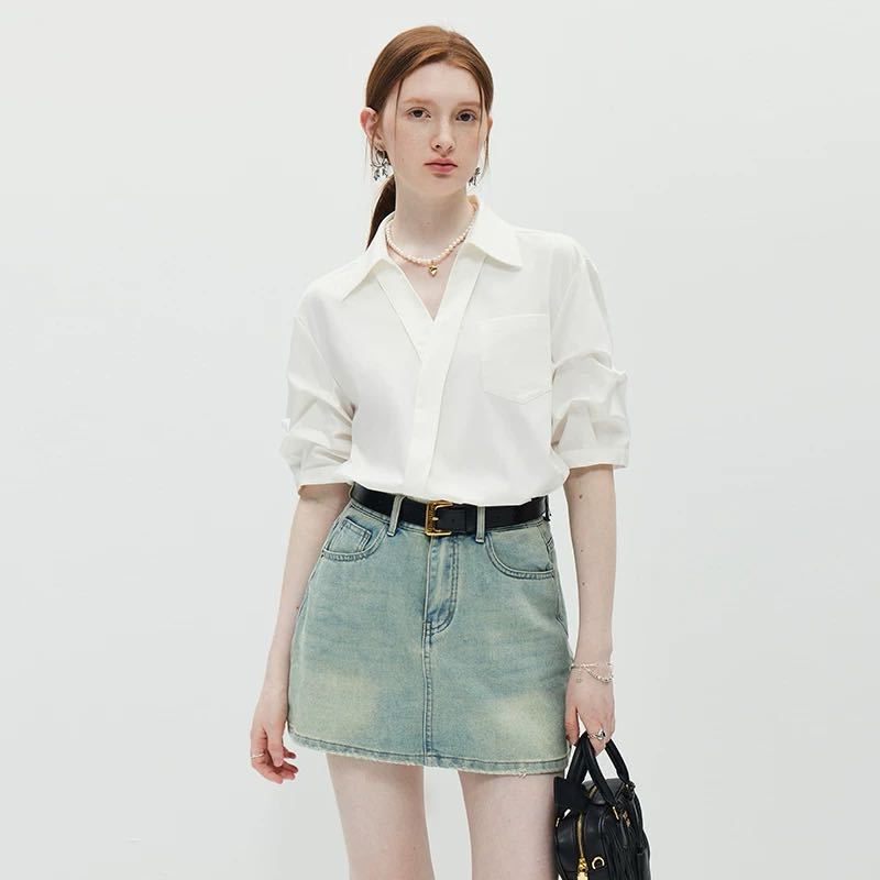 2026 Autumn New Style Diagonal Sleeve French Short Sleeve Shirt for Women, Professional Office Simple Versatile Commuter White Shirt