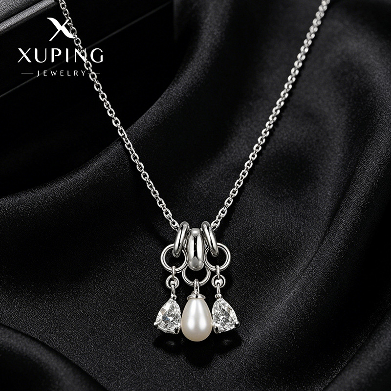 Xuping elegante temperamento nuevo collar de aleación de cobre blanco incrustado con gemas artificiales imitación de perlas joyas para mujeres