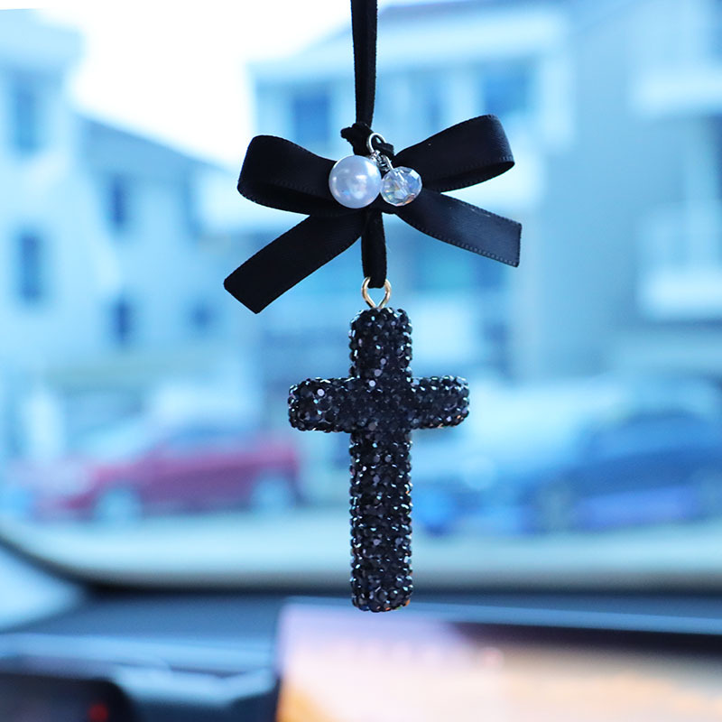 Cross-border personalized car interior pendant for men and women, rearview mirror decoration, diamond-encrusted cross, high-end car fashion accessory gift