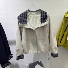 时尚撞色格子连帽翻袖短款外套女2025秋季新款宽松显瘦百搭上衣女