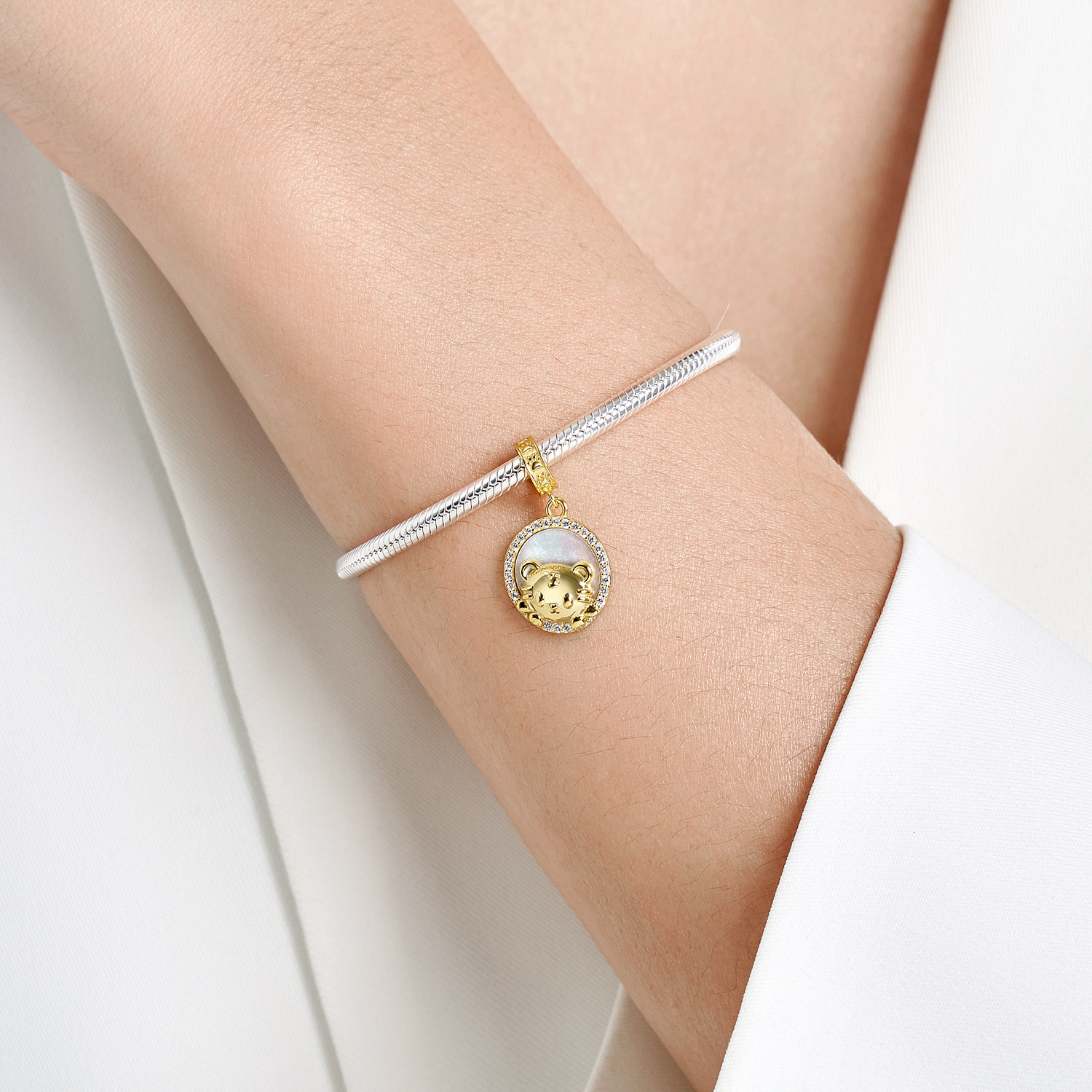 Title 2, Pendentif Zhaocai Tiger en argent 925 et bracel...