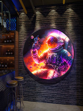 太空人宇航员装饰画清吧潮流发光灯画网吧电竞酒店科技感酒吧挂画