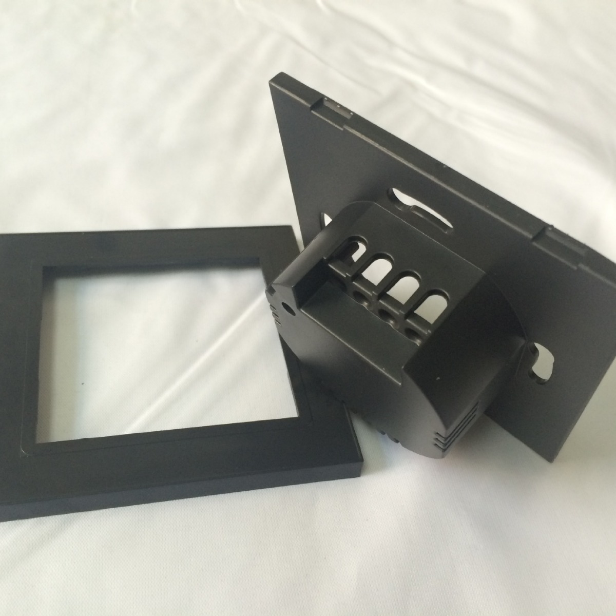 86欧规智能触摸开关外壳（面壳有包边同不包边两款）