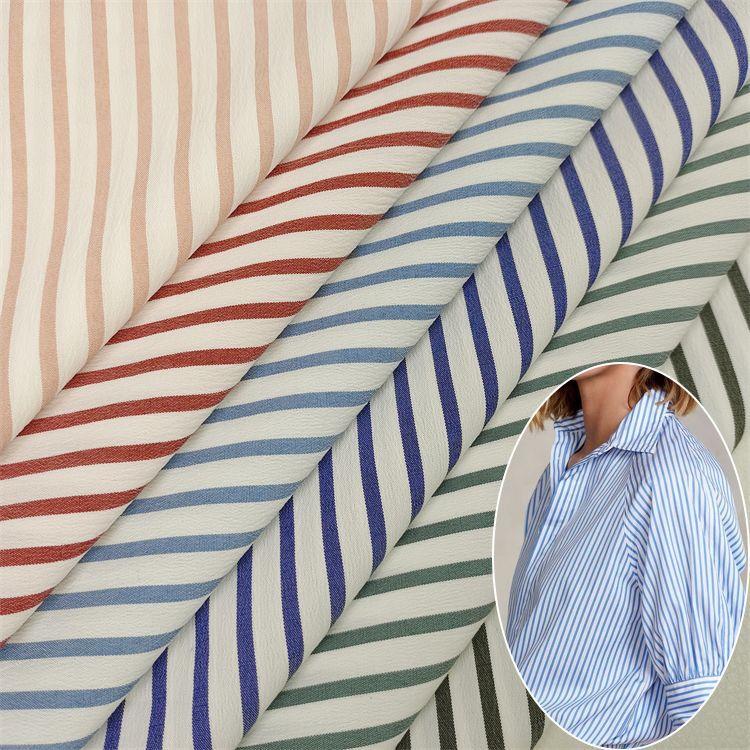 高品质涤纶弹力皱条 亲肤透气快干 时装/衬衫/连衣裙色织条纹面料