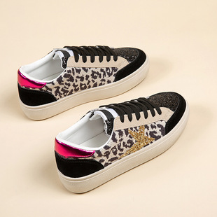 2025 cross-border autumn new lightweight board shoes non-slip soft bottom ladies thick bottom casual shoes fashion stars white shoes