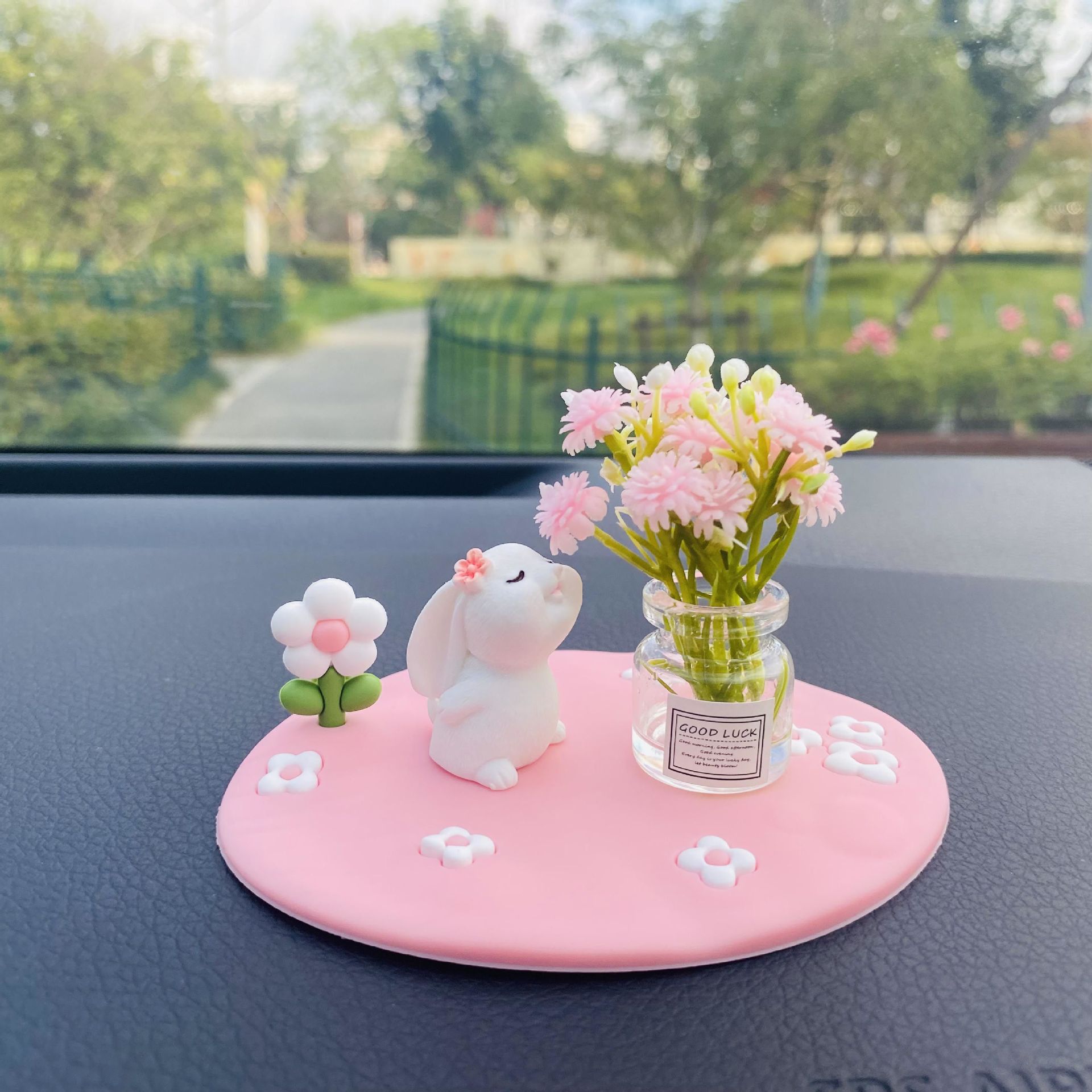 경화 부서 냄새 꽃 토끼 자동차 중앙 제어 악기 패널 장식 작은 장식품 자동차 귀여운 고양이 감압 인형