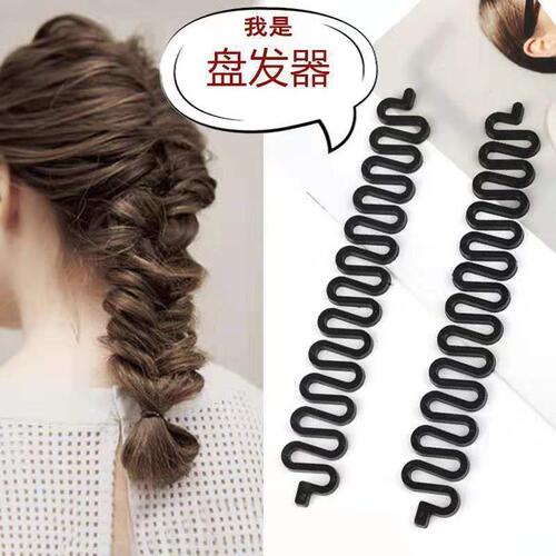 Hair styling tool for weaving fishbone braids, adult wave centipede braids, French braids, and updos