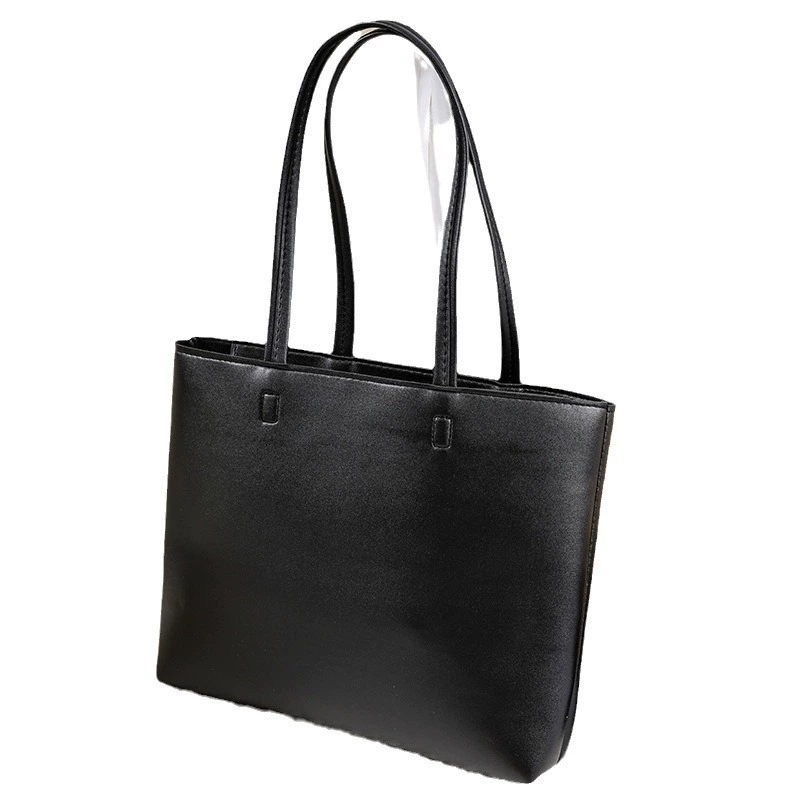 Capacious shoulder bag, purse, one-shoulder bag