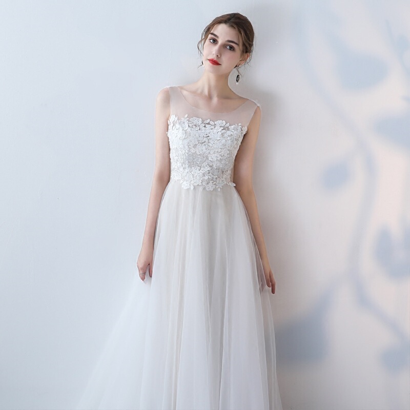 Simple and Light Wedding Dress 2026 New Style for Pregnant Women, French-Style Bridal Gown with a Train, Suitable for Outdoor Photoshoots, Forest-Themed, Slimming and Ethereal