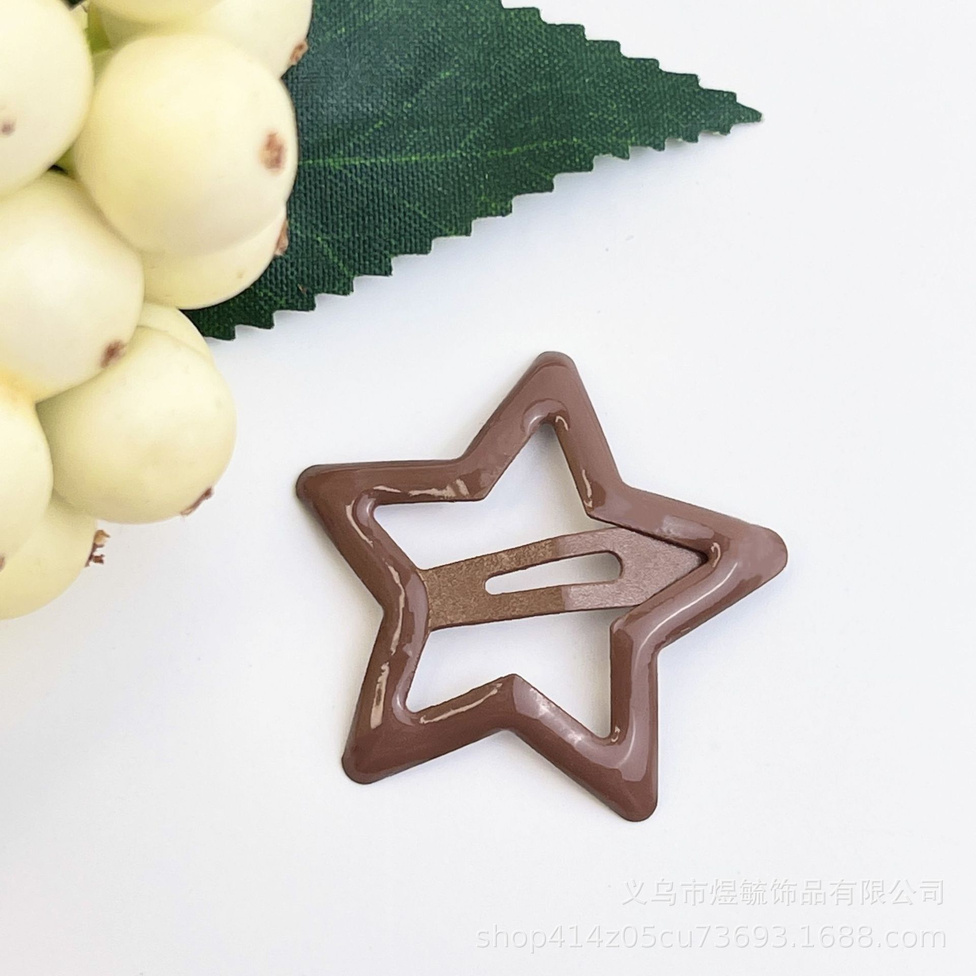 Colorful drip Star clip 3.2cm medium coffee