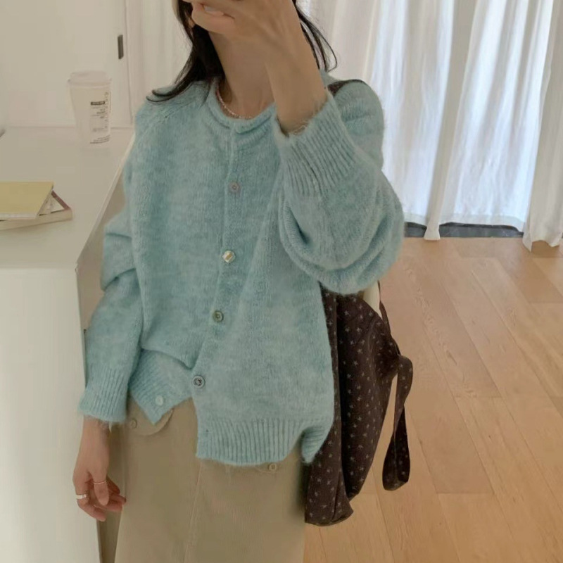 软糯温柔风精致纽扣针织开衫女2025秋季新款宽松休闲百搭毛衣外套|undefined