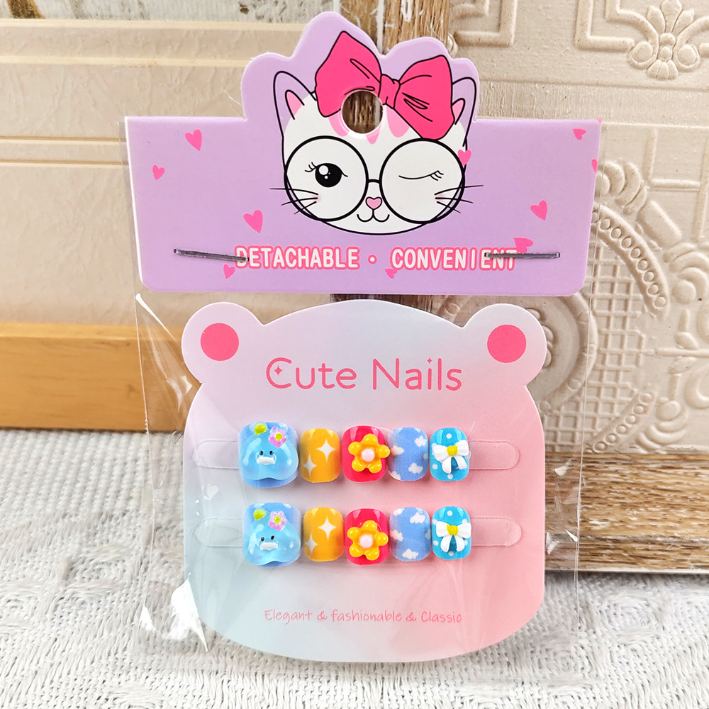 Venta directa de fábrica pegatinas de uñas para niñas dibujos animados para niños tabletas de uñas para niñas 10 parches de uñas lindas