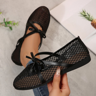 Ůʿ�W������Yƽ�׆�Ь���ճ�ͨ���L�񣬰ٴ�ŮЬ�����LЬ��