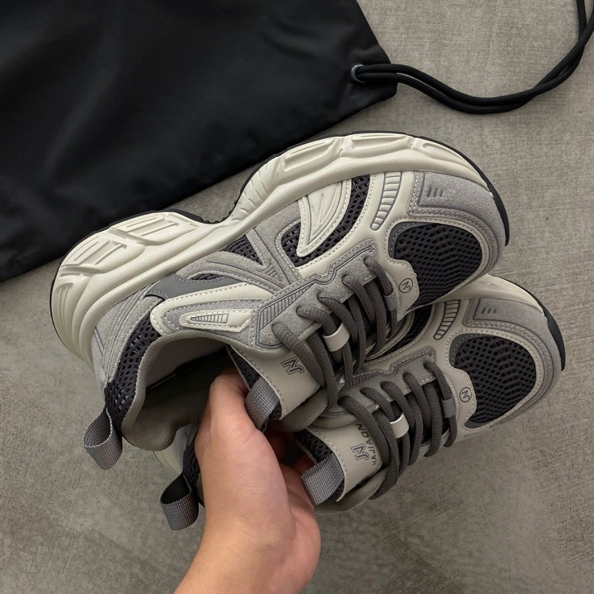 Autumn fashionable retro design casual footwear platform