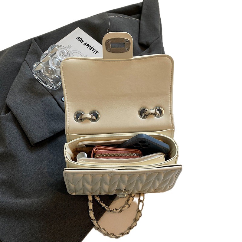 Bolsa de cadena de estilo Xiaoxiangling transfronterizo, bolsa cuadrada de damas, otoño y invierno 2025, nueva bolsa de hombro de moda universal