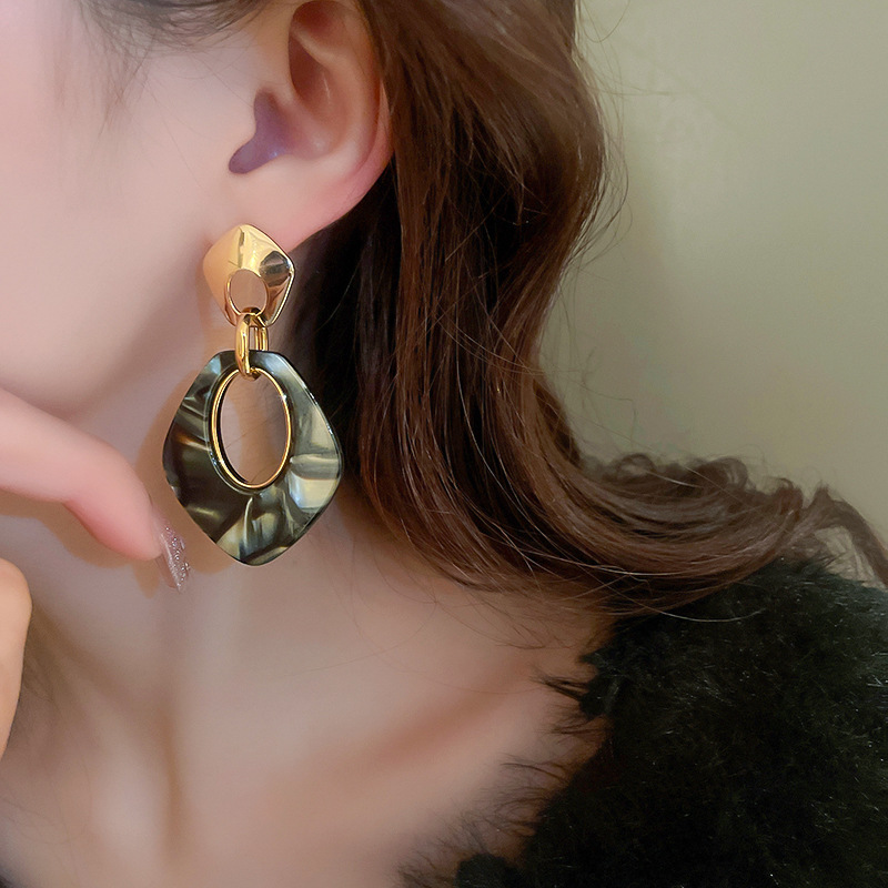 Fashion Geometric Arylic Copper Plating Drop Earrings 1 Pair