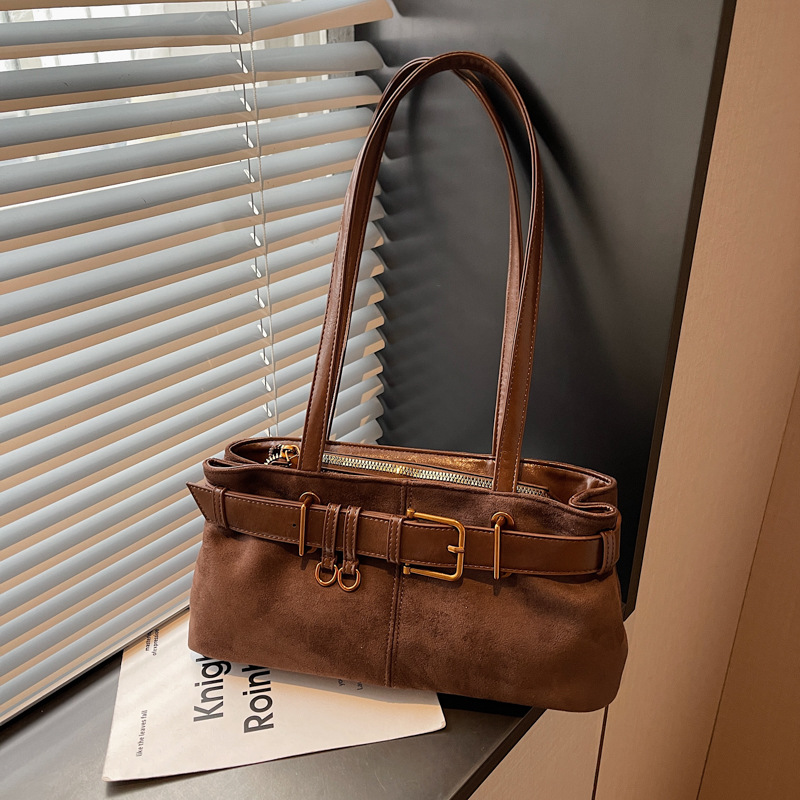 Nicho de moda bolso de viaje para mujeres 2025 nuevo retro mate bolso de hombro brazo bolso de mano casual versátil