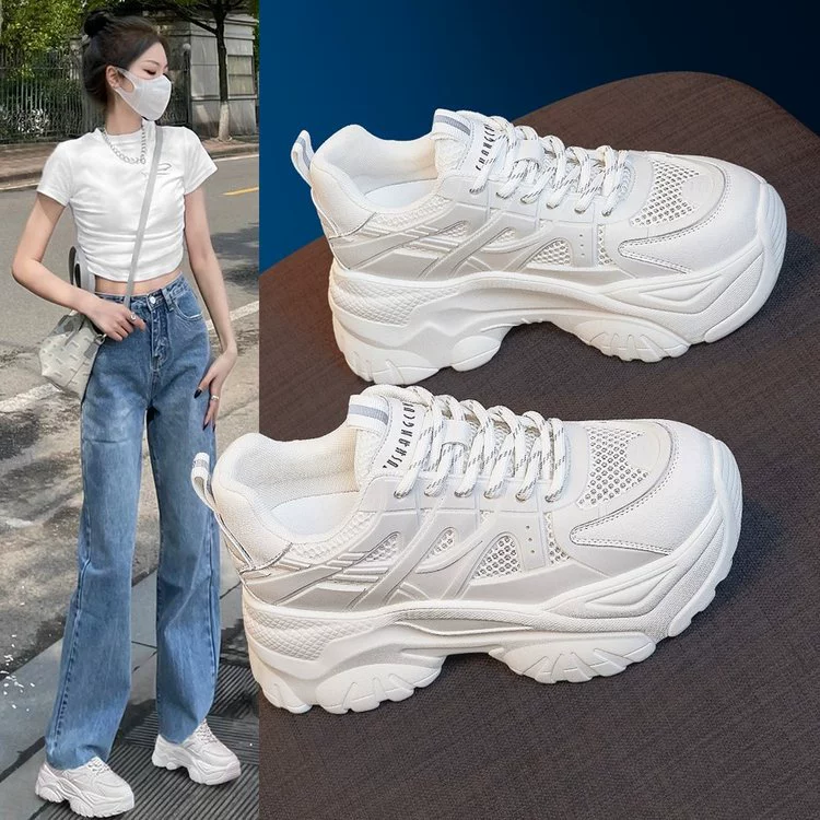 Дышащие ботинки папы 2025 новые девушки дикие толстые подошвы увеличенные повседневные ботинки сплошной цвет студенческие кроссовки