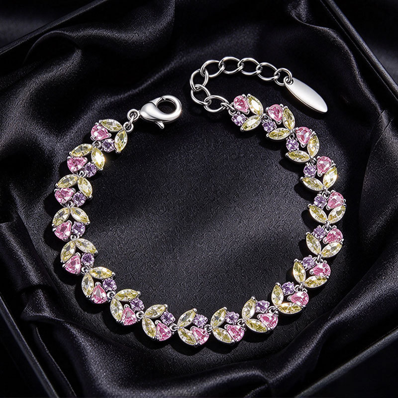 Pulsera Geométrica Circular con Dije de Cubo de Aleación de Cobre