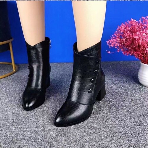 Women's Ankle Boots for Autumn & Winter: Korean-Style Embossed Double-Buckle Martin Boots with Pointed Toe and Side Zipper