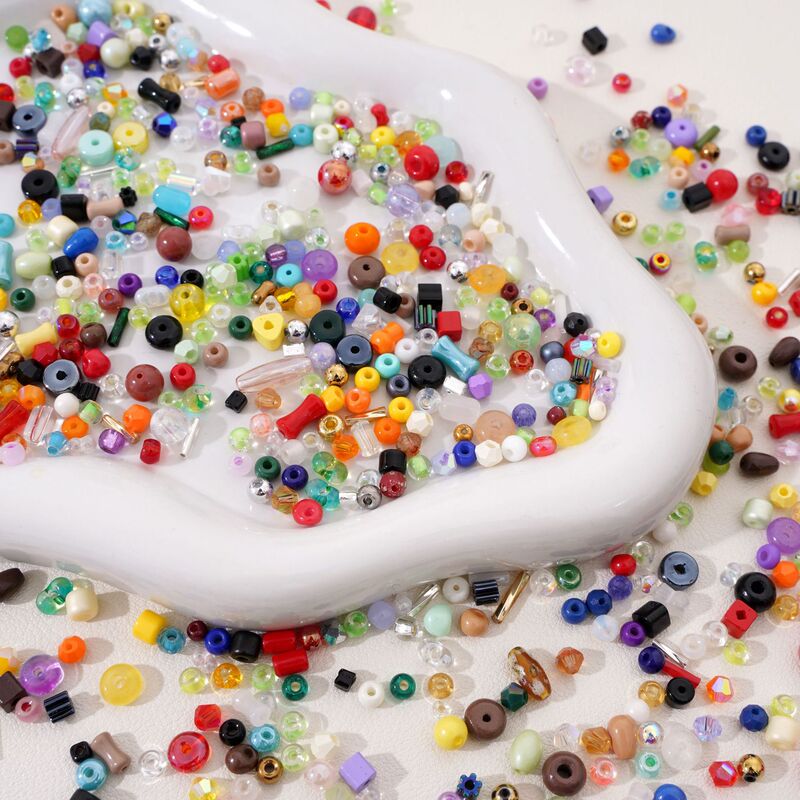 Multiple Styles and Designs of Mixed Glass Seed Beads, Round Beads, and String Beads for Handmade DIY Bracelets, Phone Chains, and Jewelry Accessories Multiple Styles and Designs of Mixed Glass Seed Beads, Round Beads, and String Beads for Handmade DIY Bracelets, Phone Chains, and Jewelry Accessories
