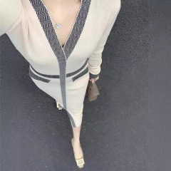 小香風気質名媛ハイエンドニットワンピース女性秋冬新作ウエストvネック