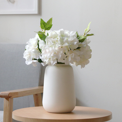 Dahlias vase decoration for living room, dried flowers, wire-sculpted white ceramic home dining table decoration, Instagram style