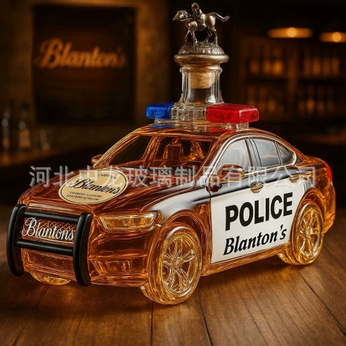 Police car-shaped glass wine bottle independent stand hot-selling product whisky bottle barware factory direct delivery