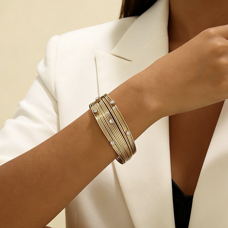 European and American Cross-Border Jewelry Multi-Layered Gold Sparkling Diamond Bracelet with a High-End Feel, Light Luxury, Niche Design, Open Bracelet Wholesale European and American Cross-Border Jewelry Multi-Layered Gold Sparkling Diamond Bracelet with a High-End Feel, Light Luxury, Niche Design, Open Bracelet Wholesale