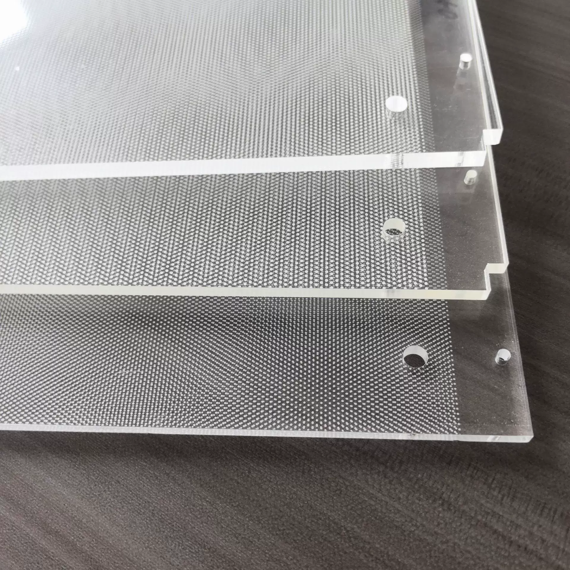 厂家供应各类亚克力 PVC片印刷激光打点UV打印塑料热转印加工定制