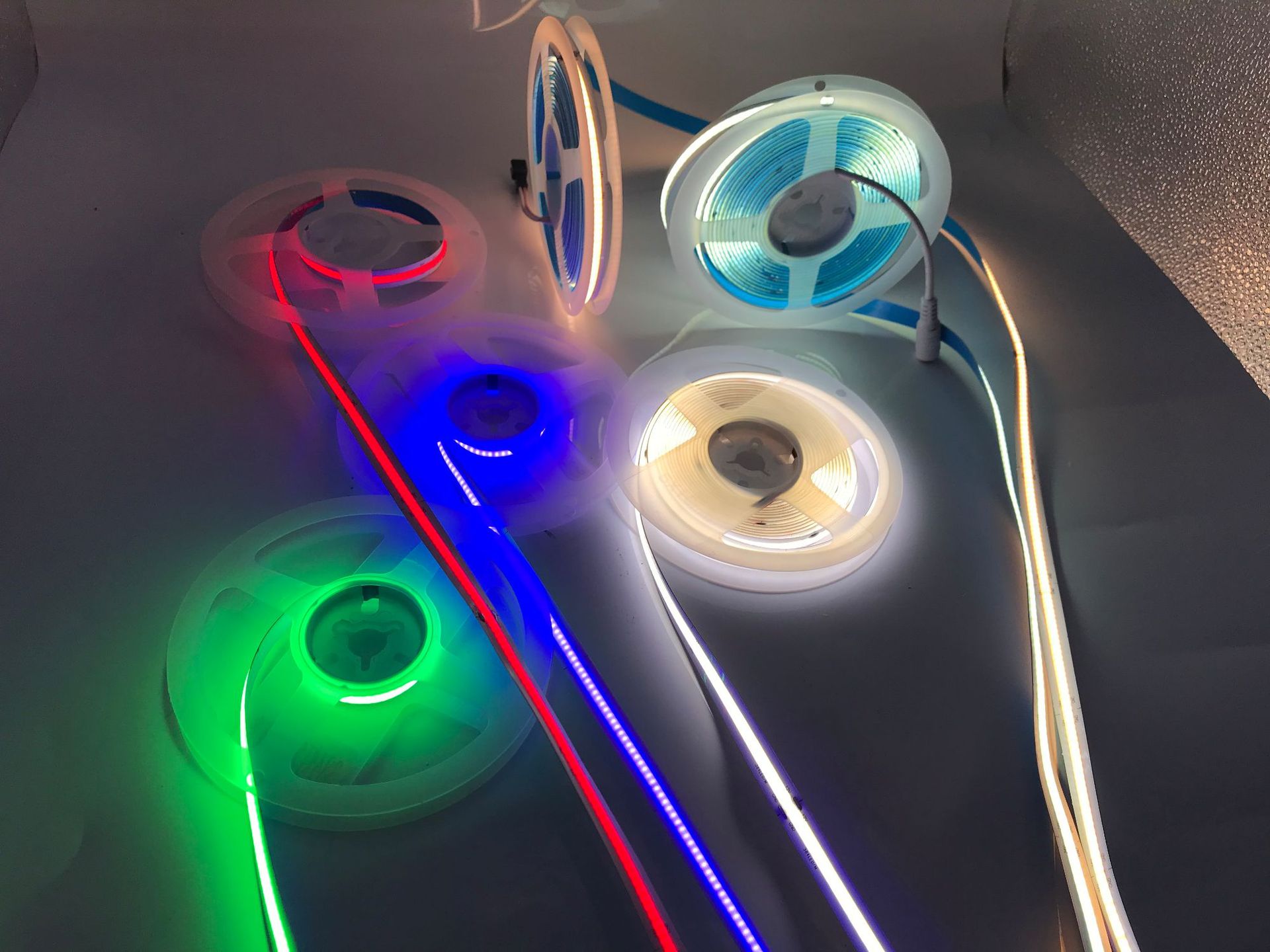 红绿蓝白COB灯带