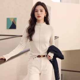 小西装;半身裙;女式衬衫