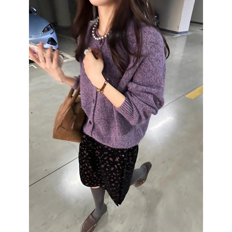 实拍~甜美软糯紫色毛衣开衫女秋冬新款丝绒碎花A字半身裙时尚套装|undefined