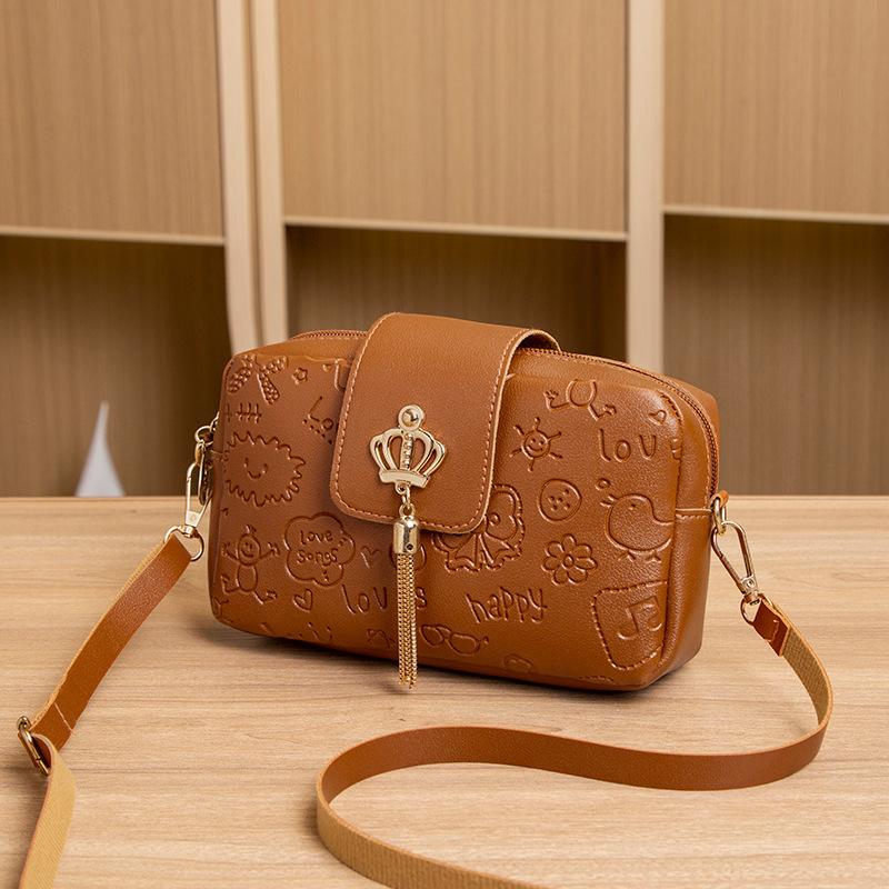 2024 bolso de cámara de moda de mujer corona en relieve de bordas transversales bolso de mochila cuadrado bolso fresco dulce bolso de teléfono móvil